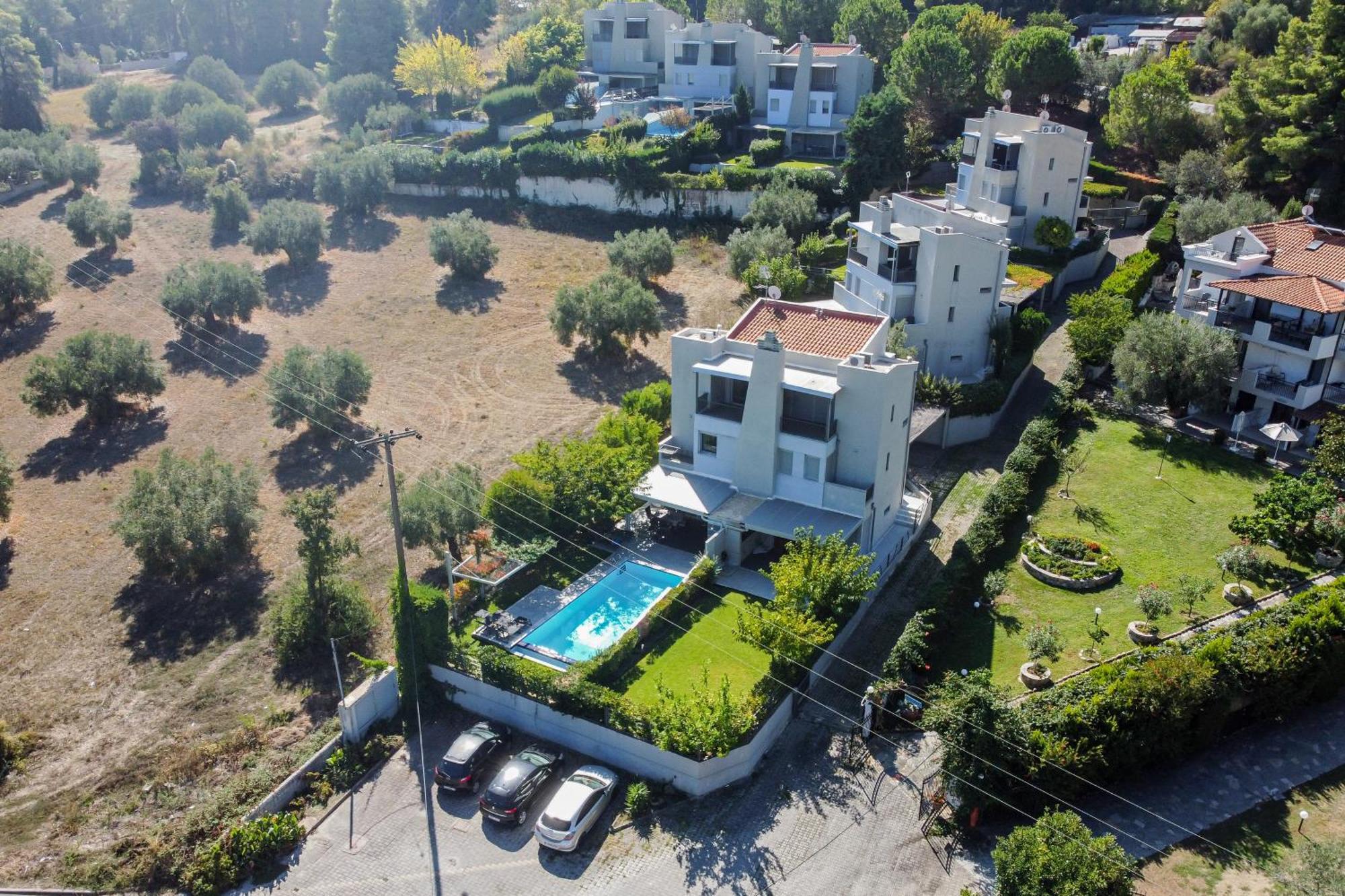 Deluxe Chrousso Pool Villa Paliouri Exterior photo